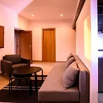 Con Piscina En Апартаменты *