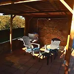 Con Piscina En * Дониньос